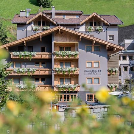 Hotel Edelweiss แกร์ลอส ภายนอก รูปภาพ